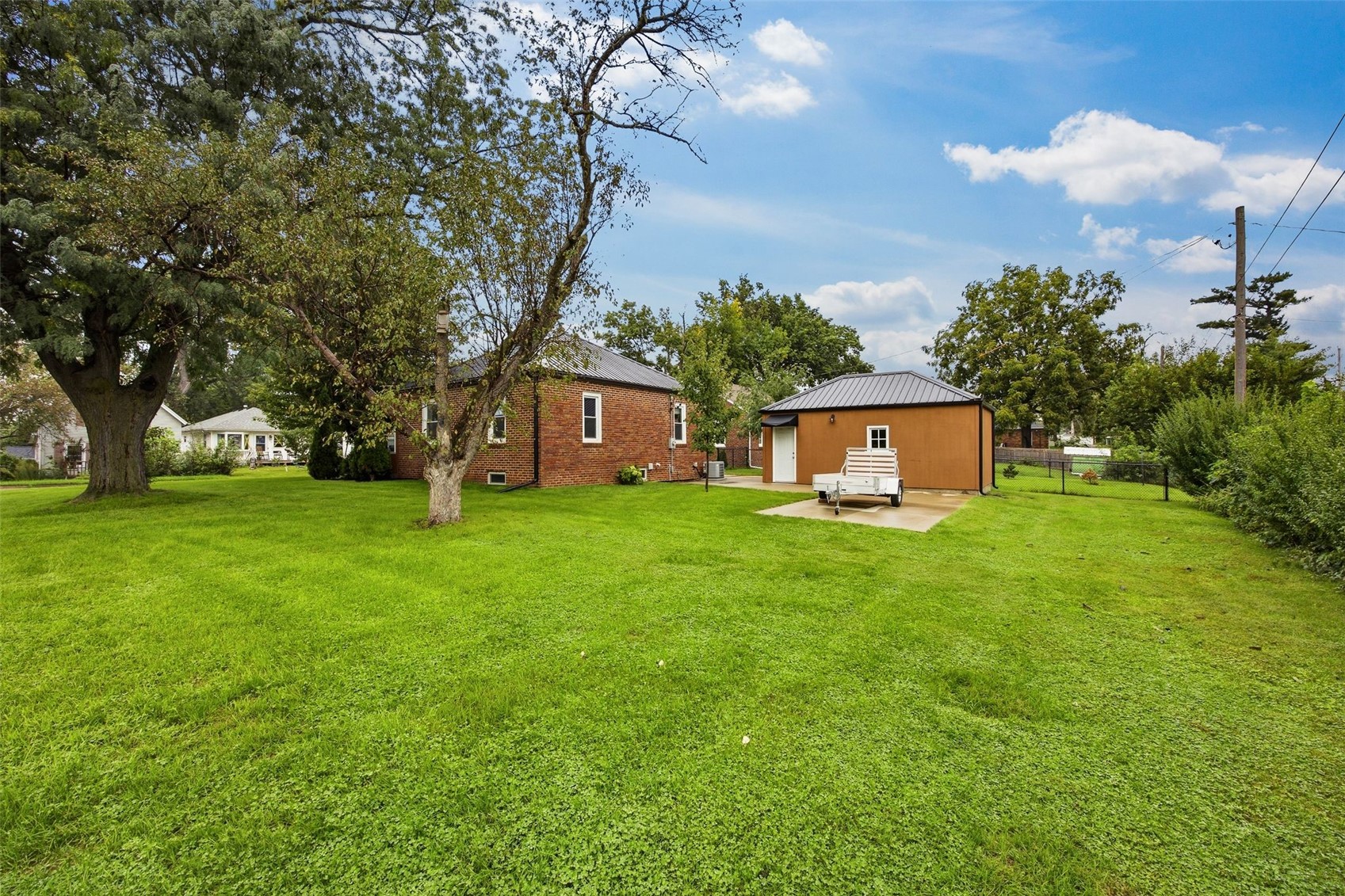 3901 B Avenue NE Cedar Rapids IA 52402
