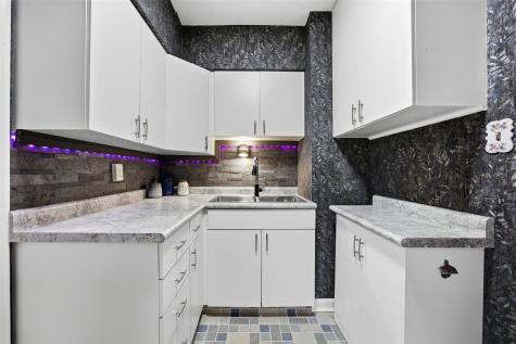 3901 B Avenue NE Cedar Rapids IA 52402