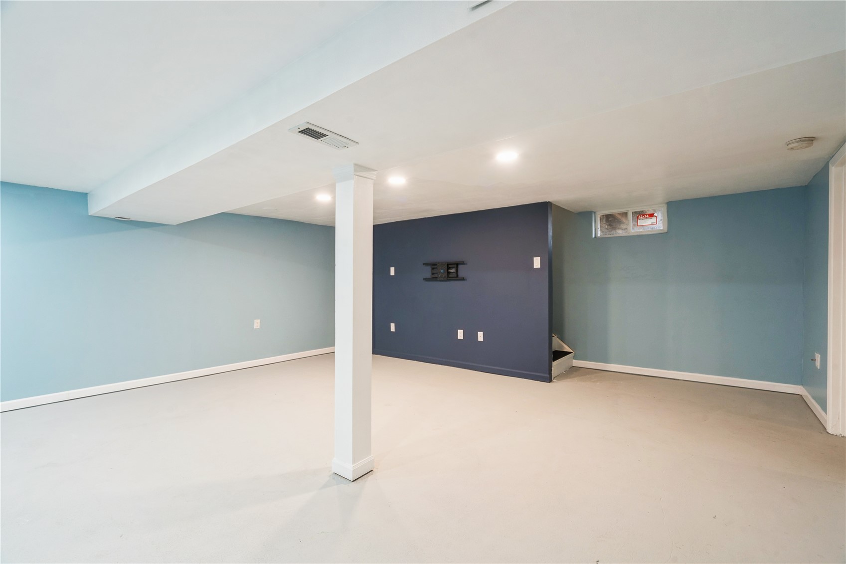 135 Eastview Drive NW Cedar Rapids IA 52405