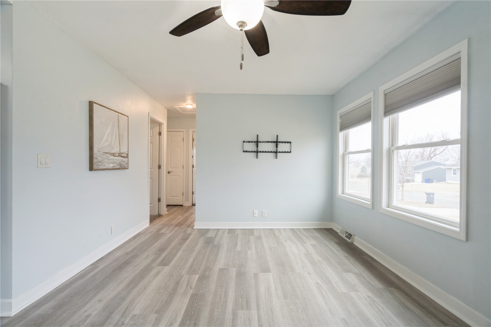 135 Eastview Drive NW Cedar Rapids IA 52405