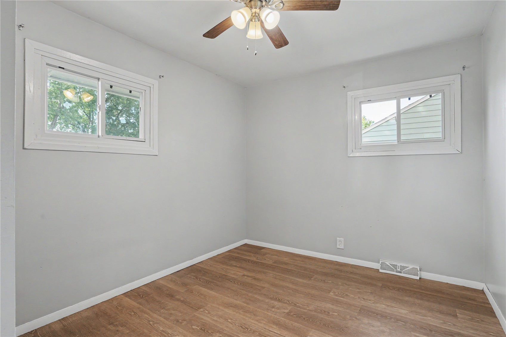 901 Harold Drive SE Cedar Rapids IA 52403