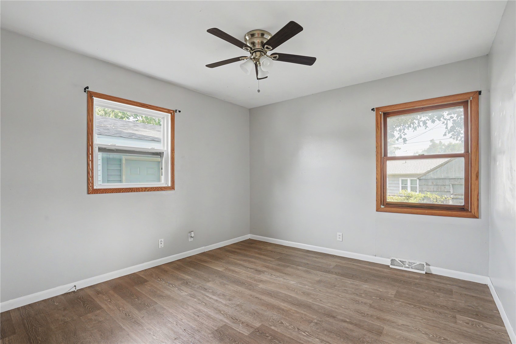 901 Harold Drive SE Cedar Rapids IA 52403