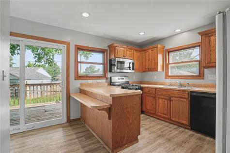 901 Harold Drive SE Cedar Rapids IA 52403