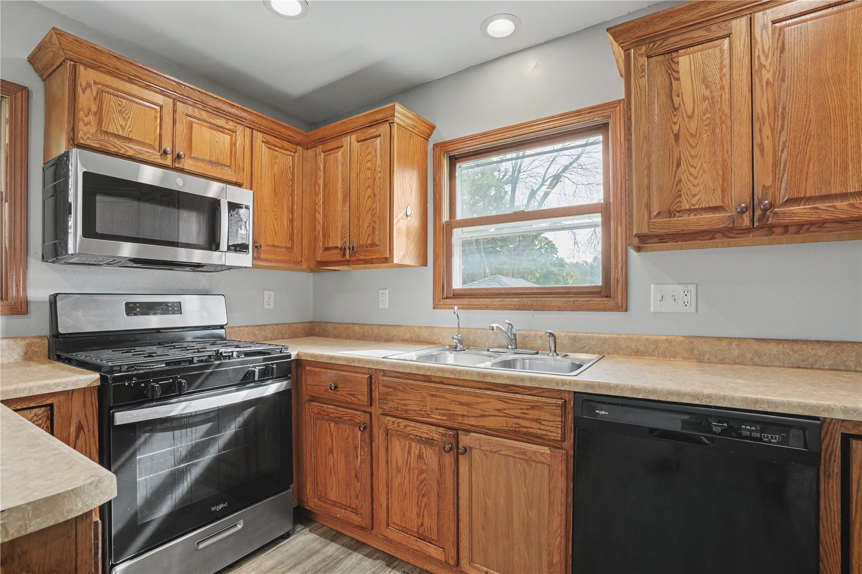 901 Harold Drive SE Cedar Rapids IA 52403
