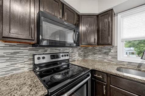 1339 E Bloomington Street Iowa City IA 52245