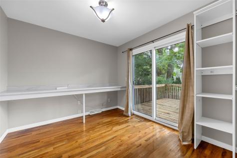 1339 E Bloomington Street Iowa City IA 52245