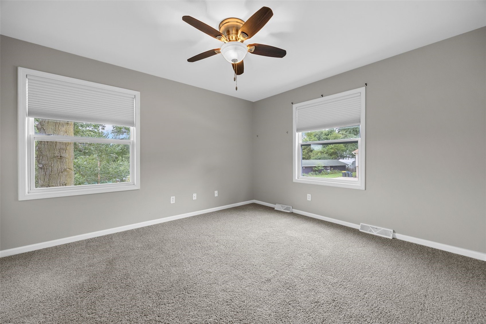 1339 E Bloomington Street Iowa City IA 52245