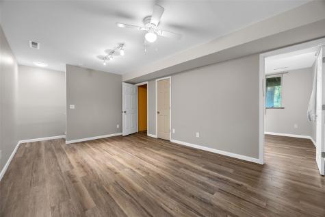 1339 E Bloomington Street Iowa City IA 52245