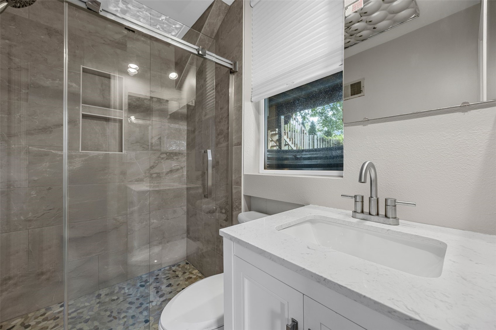 1339 E Bloomington Street Iowa City IA 52245