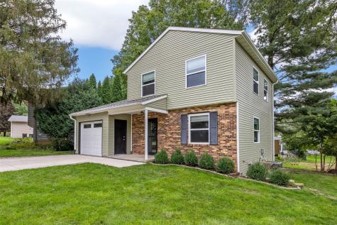 1339 E Bloomington Street Iowa City IA 52245