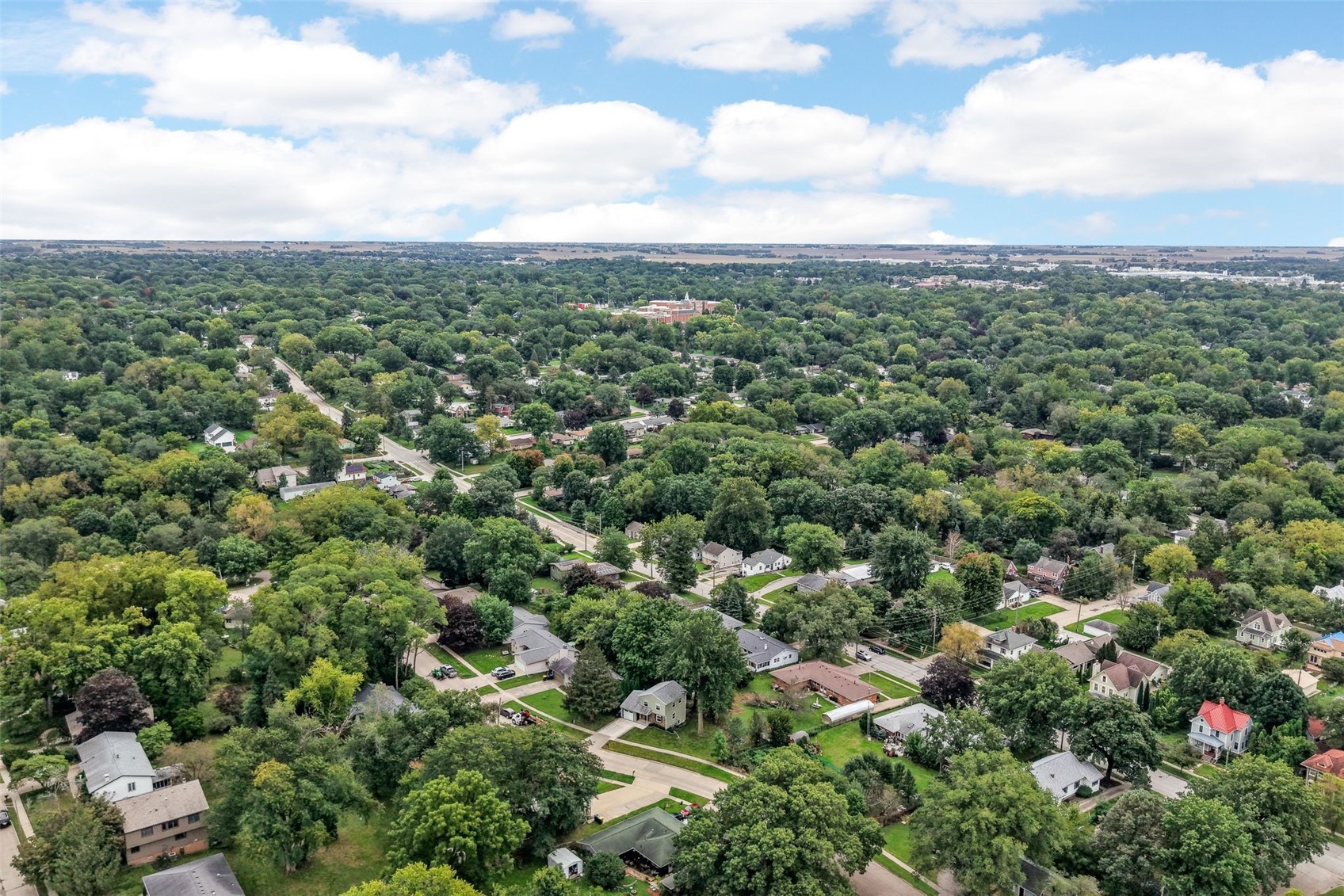 1339 E Bloomington Street Iowa City IA 52245