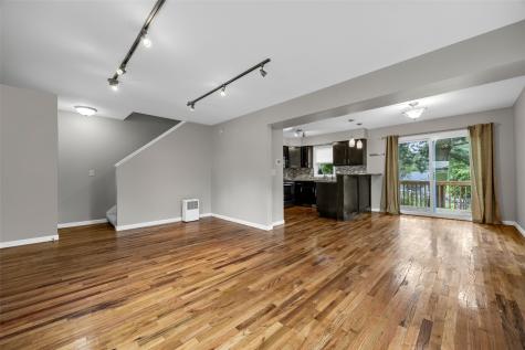 1339 E Bloomington Street Iowa City IA 52245
