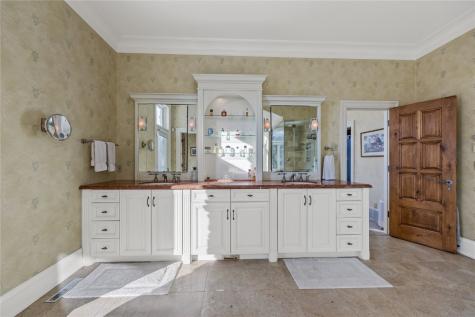 2618 Diamondwood Drive SE Cedar Rapids IA 52403