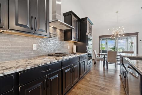 115 Deborah Anne Lane Ely IA 52227