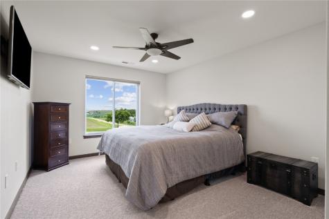 115 Deborah Anne Lane Ely IA 52227