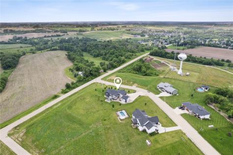 115 Deborah Anne Lane Ely IA 52227