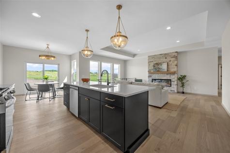 7515 Country Ridge Drive NW Cedar Rapids IA 52405