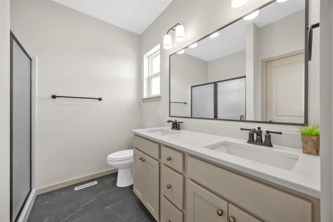 7515 Country Ridge Drive NW Cedar Rapids IA 52405