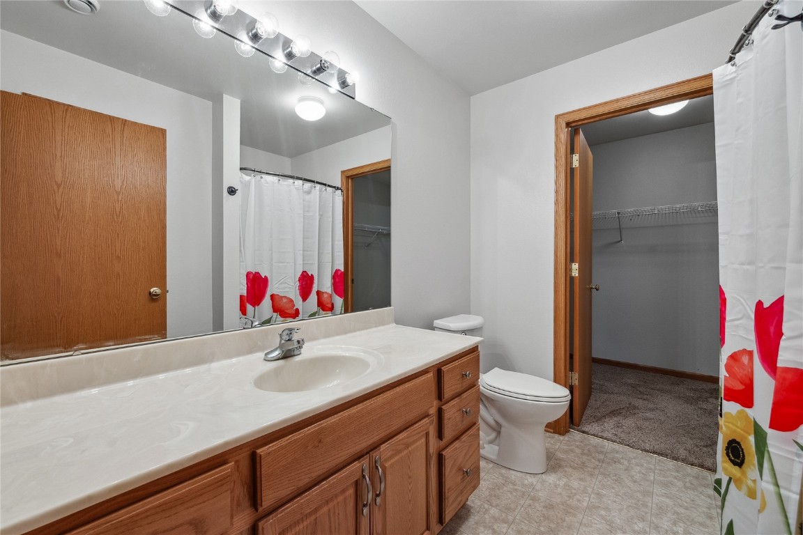 104 Country View Mechanicsville IA 52306