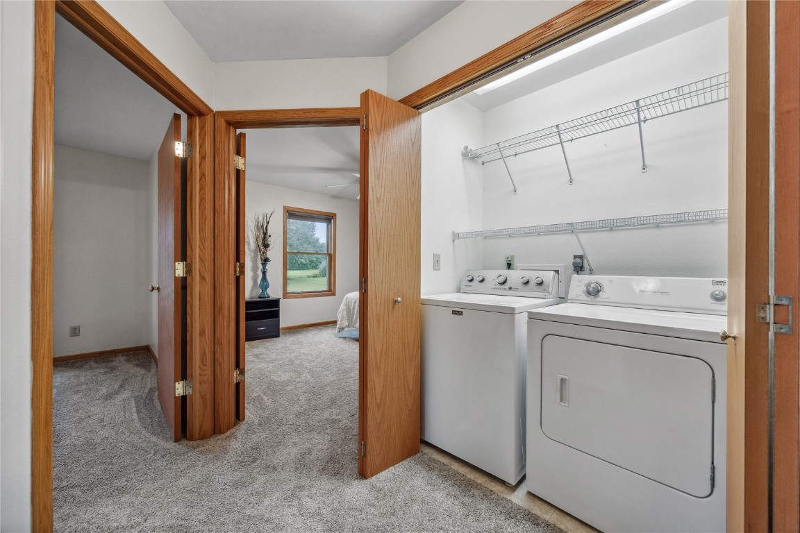 104 Country View Mechanicsville IA 52306