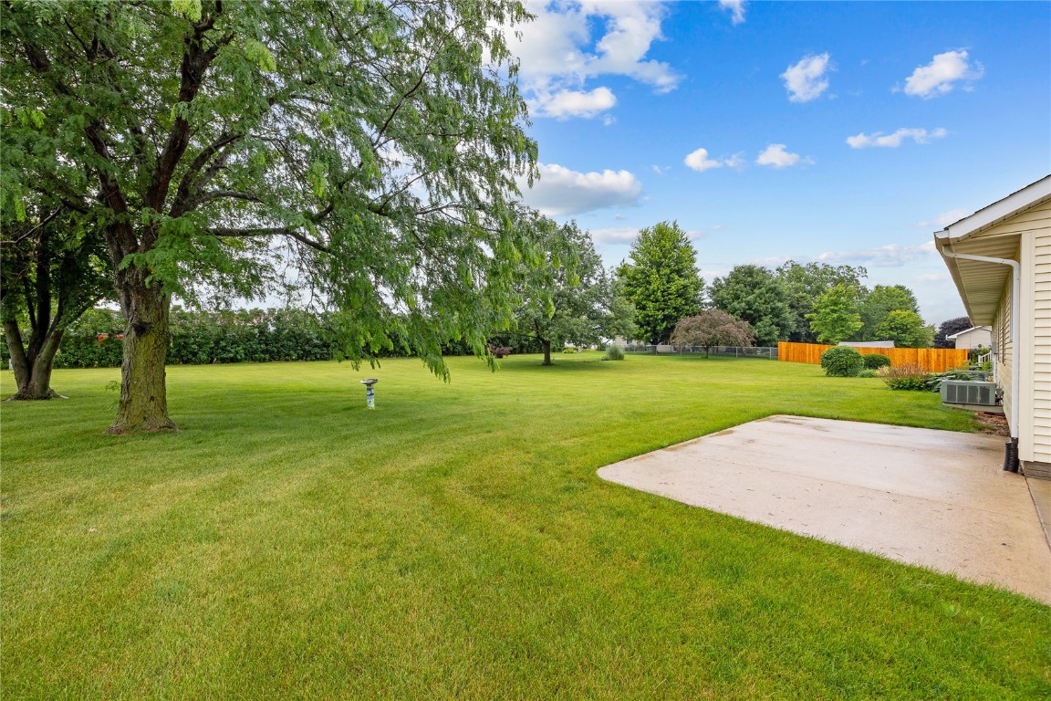 104 Country View Mechanicsville IA 52306