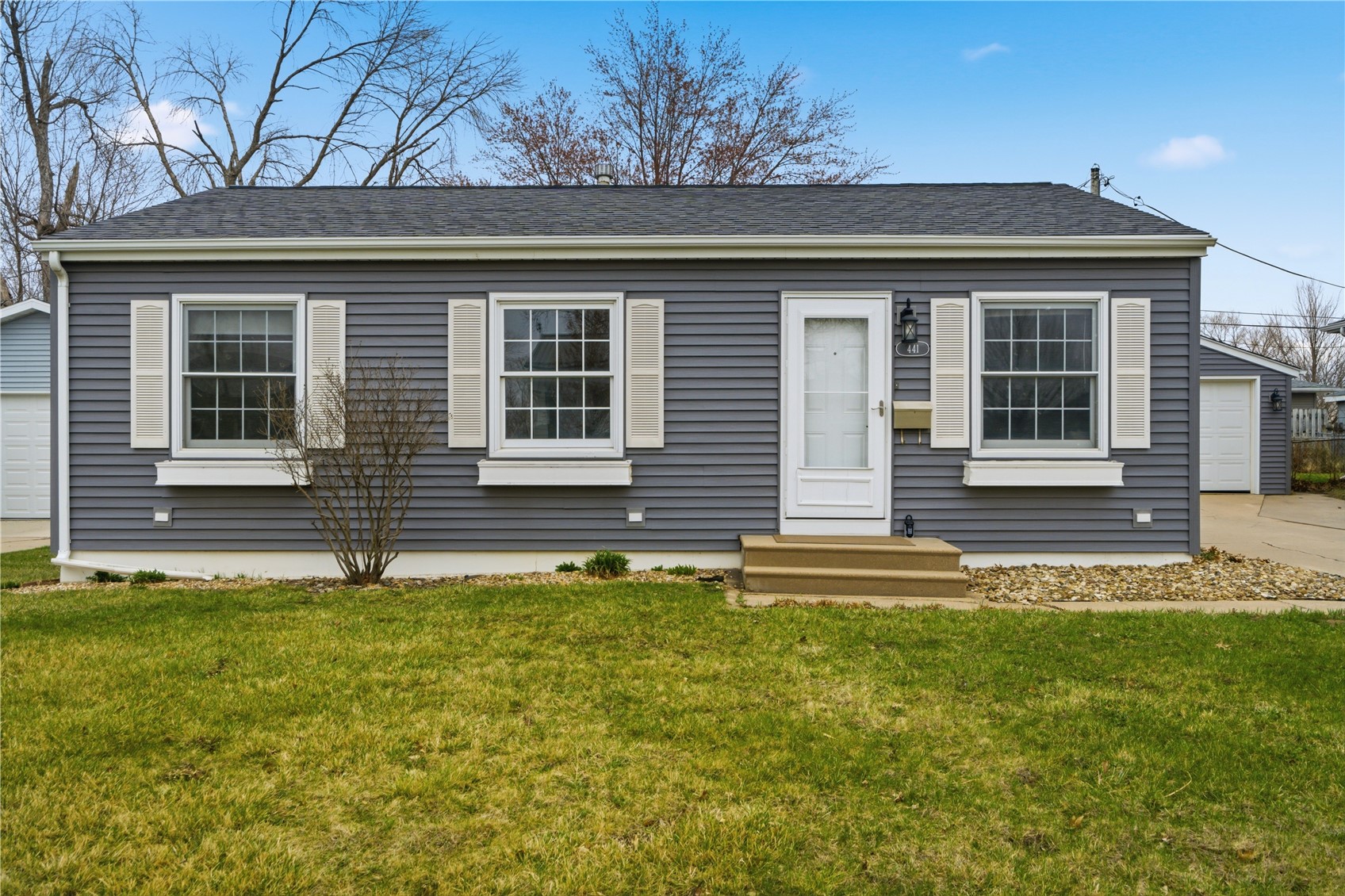 441 Day Street NW Cedar Rapids IA 52405