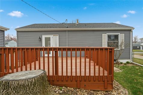 441 Day Street NW Cedar Rapids IA 52405