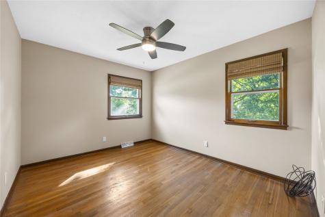 4390 Ridge Road Cedar Rapids IA 52411