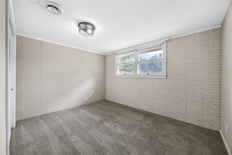 4390 Ridge Road Cedar Rapids IA 52411