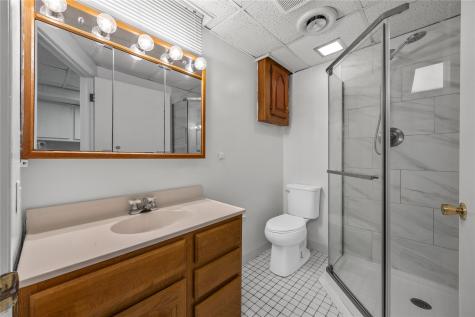 4390 Ridge Road Cedar Rapids IA 52411