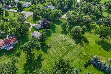 4390 Ridge Road Cedar Rapids IA 52411