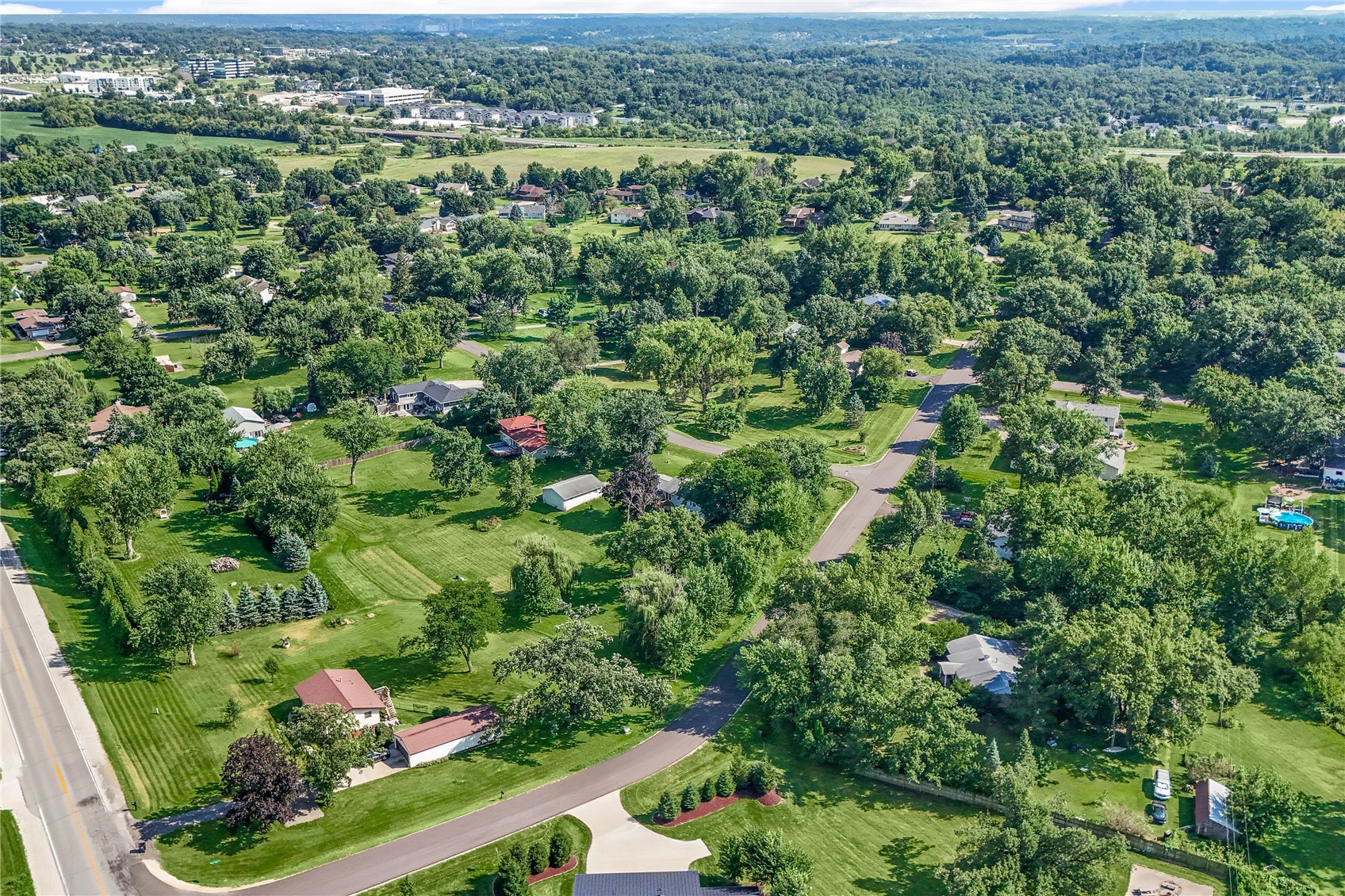 4390 Ridge Road Cedar Rapids IA 52411