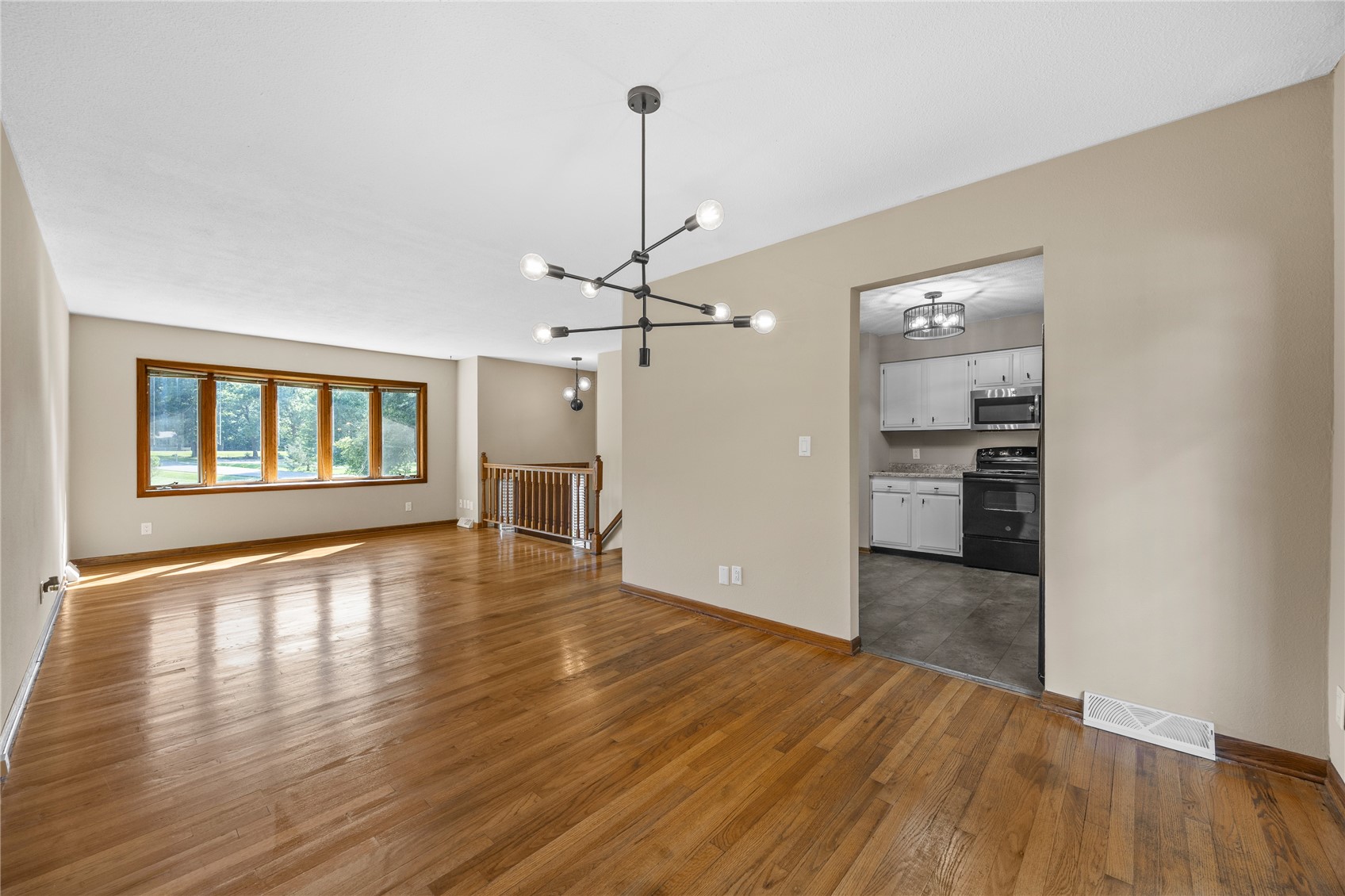 4390 Ridge Road Cedar Rapids IA 52411