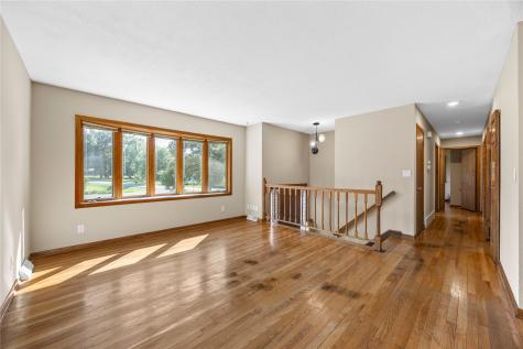 4390 Ridge Road Cedar Rapids IA 52411