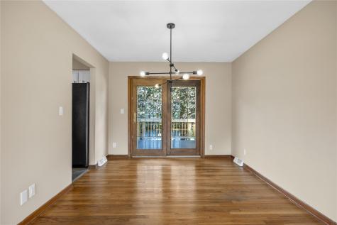 4390 Ridge Road Cedar Rapids IA 52411