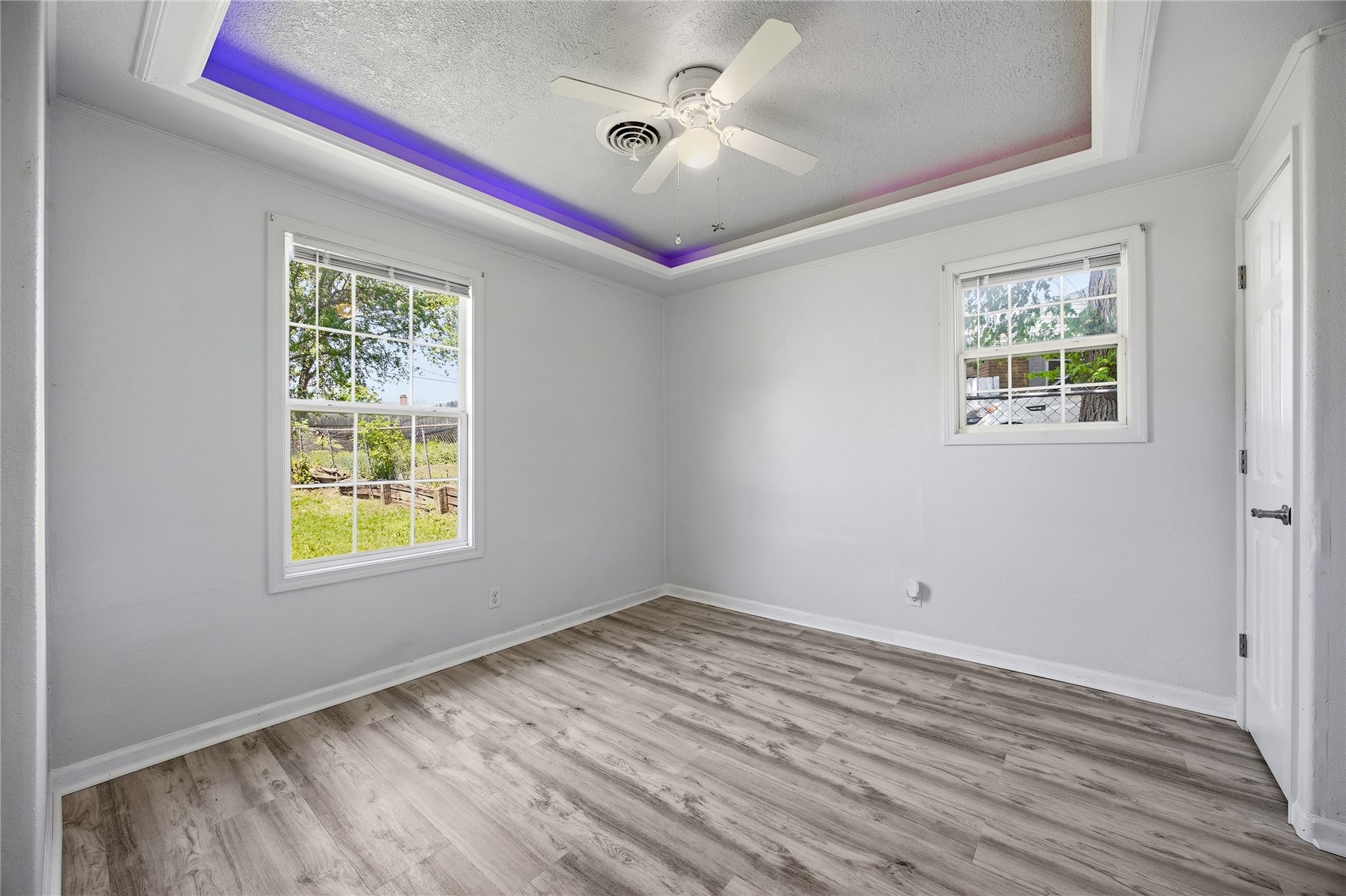 3737 Oakland Road NE Cedar Rapids IA 52402