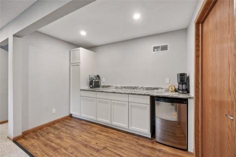 1331 34th Street Cedar Rapids IA 52403