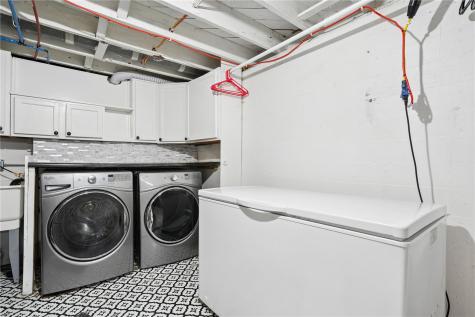 322 Liberty Drive SE Cedar Rapids IA 52403