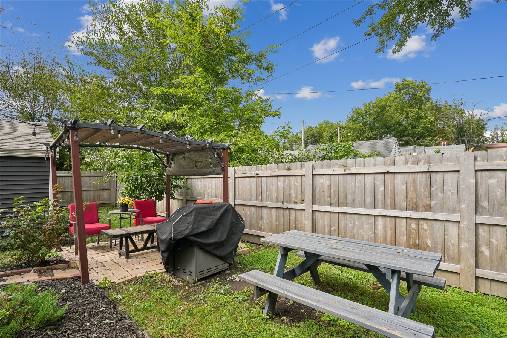 322 Liberty Drive SE Cedar Rapids IA 52403