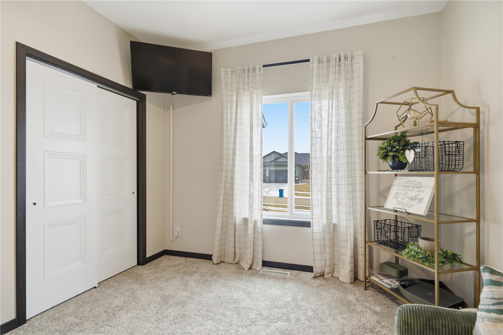 1389 Cardinal Drive Fairfax IA 52228
