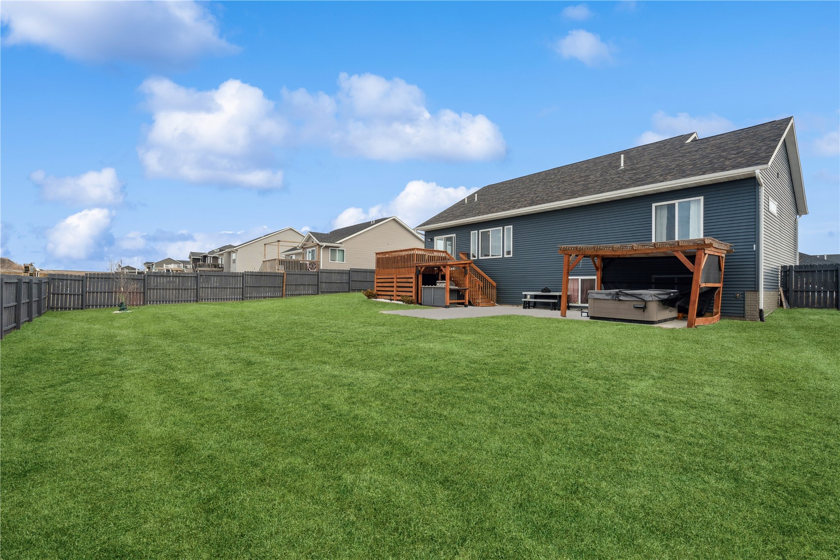 1389 Cardinal Drive Fairfax IA 52228