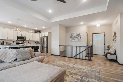 1389 Cardinal Drive Fairfax IA 52228