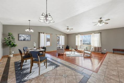 626 Grove Street Central City IA 52214