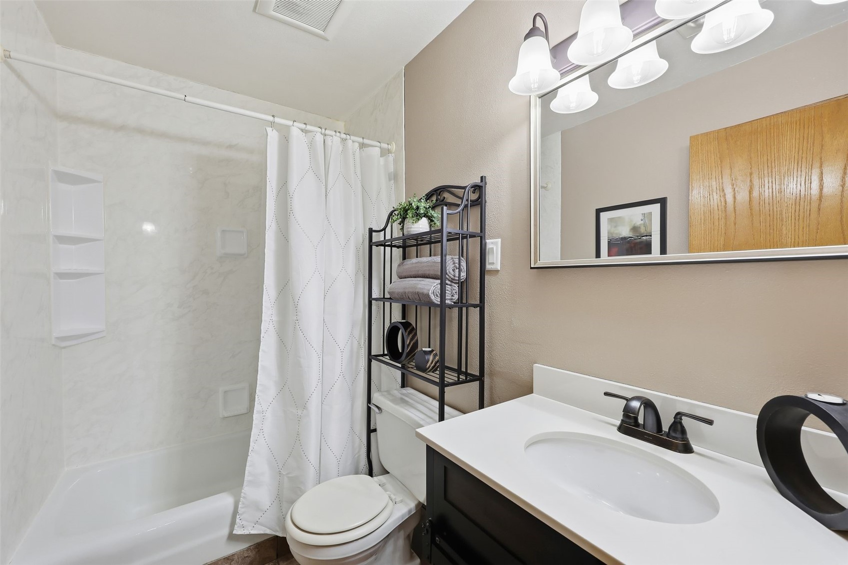 626 Grove Street Central City IA 52214