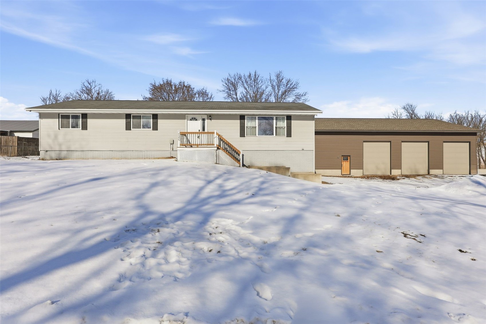 626 Grove Street Central City IA 52214