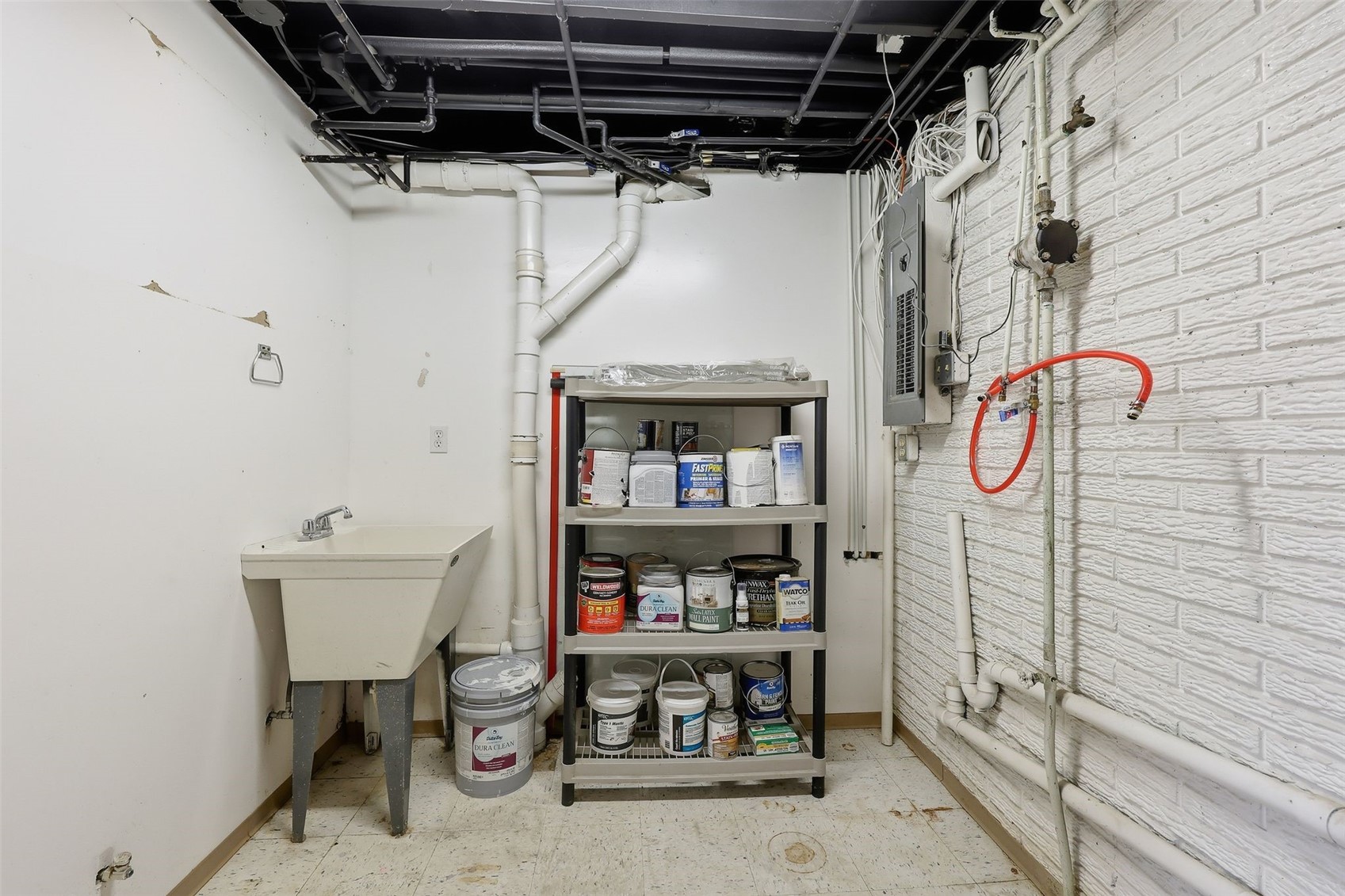 626 Grove Street Central City IA 52214