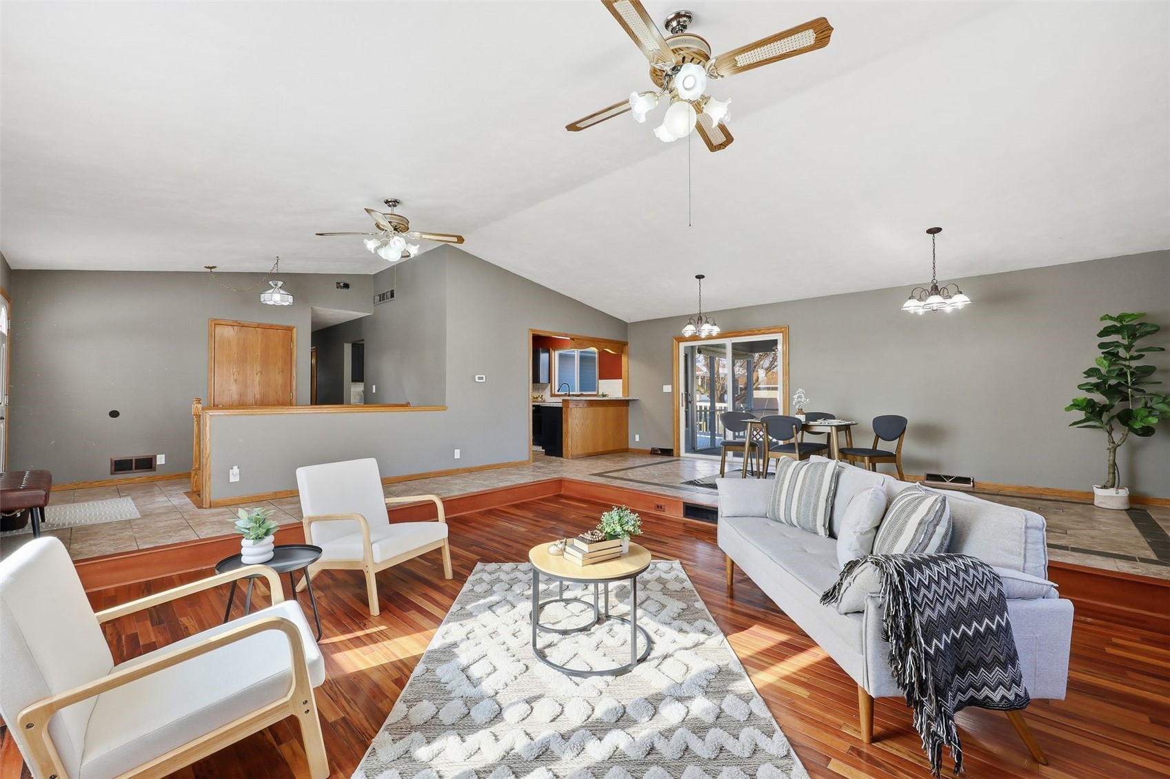 626 Grove Street Central City IA 52214