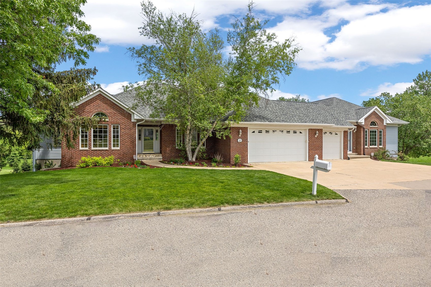 230 Bever Lane SE Cedar Rapids IA 52403