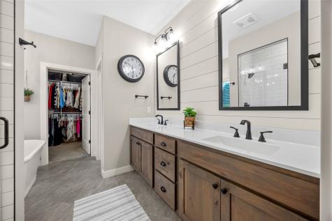 2908 Diamond Mil Circle Coralville IA 52241