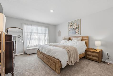 7603 Crossroads Drive SW Cedar Rapids IA 52404